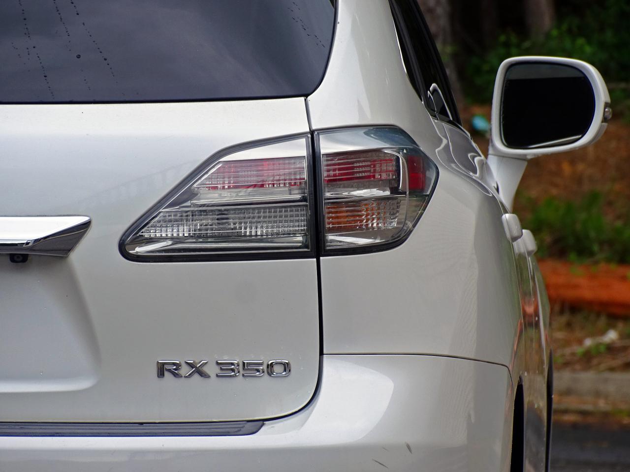Lexus RX 350 FWD 4dr 2011