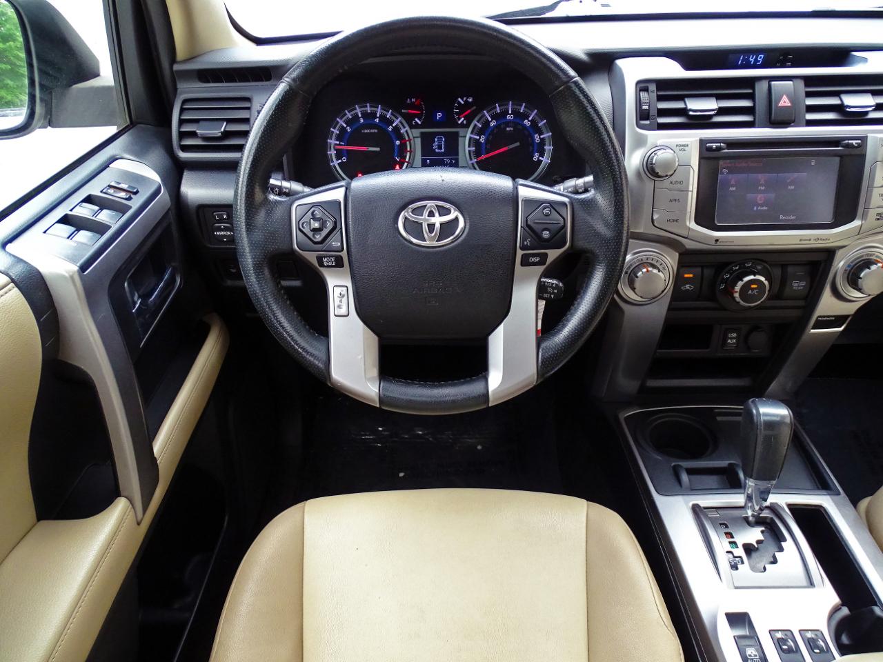Toyota 4Runner SR5 Premium 2WD (Natl) 2018