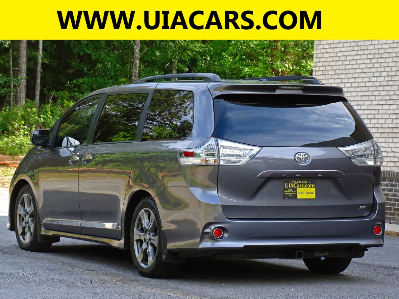 Toyota Sienna SE FWD 8-Passenger (Natl) 2017