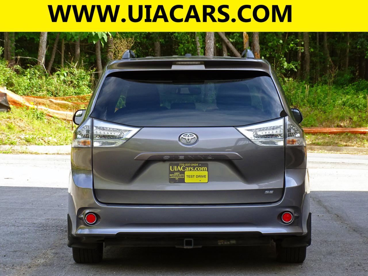 Toyota Sienna SE FWD 8-Passenger (Natl) 2017