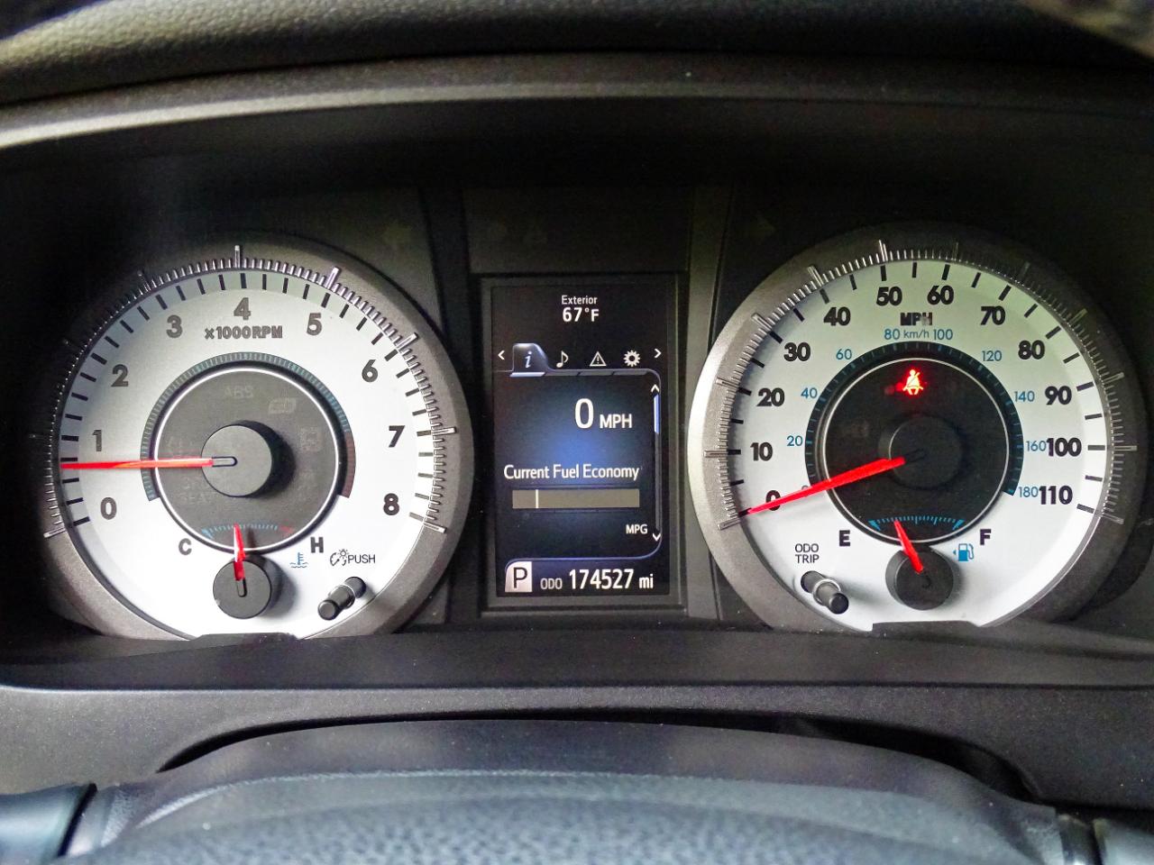 Toyota Sienna SE FWD 8-Passenger (Natl) 2017