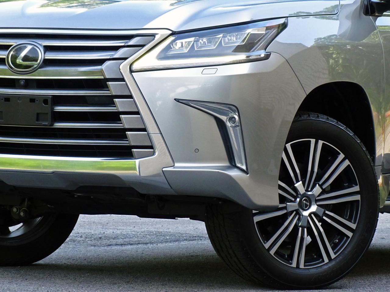 Lexus LX LX 570 Three Row 4WD 2019