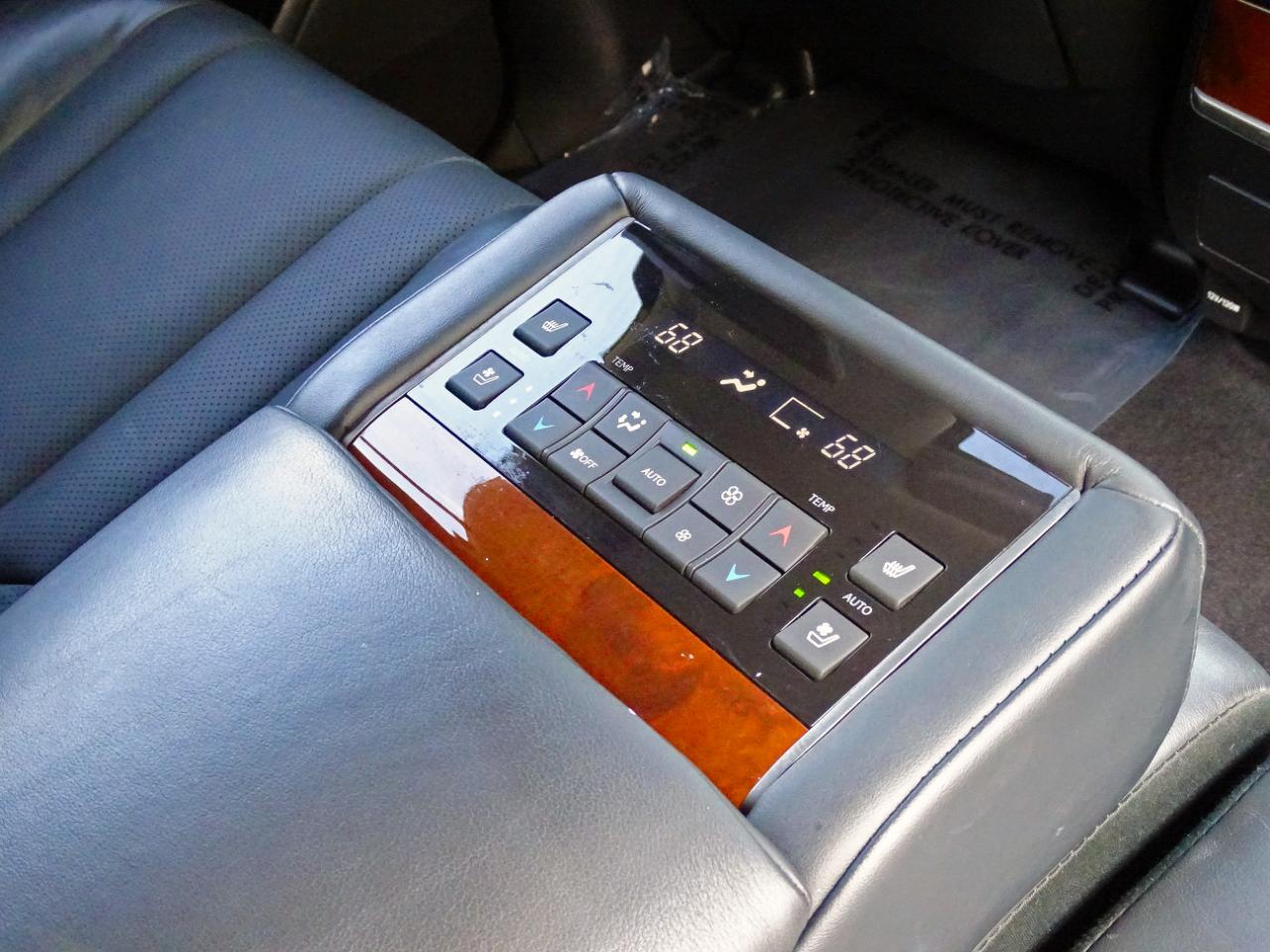 Lexus LX LX 570 Three Row 4WD 2019