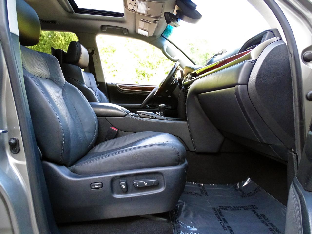 Lexus LX LX 570 Three Row 4WD 2019