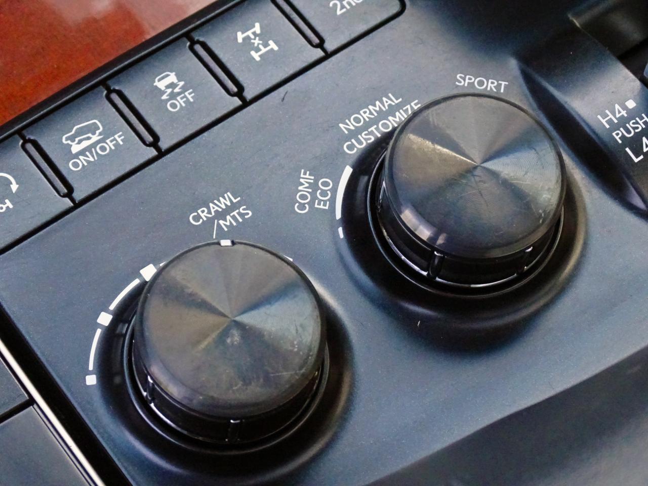Lexus LX LX 570 Three Row 4WD 2019