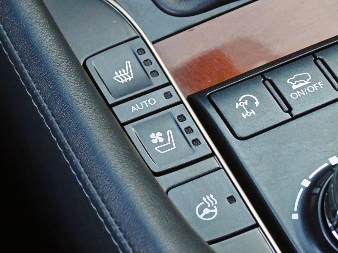 Lexus LX LX 570 Three Row 4WD 2019