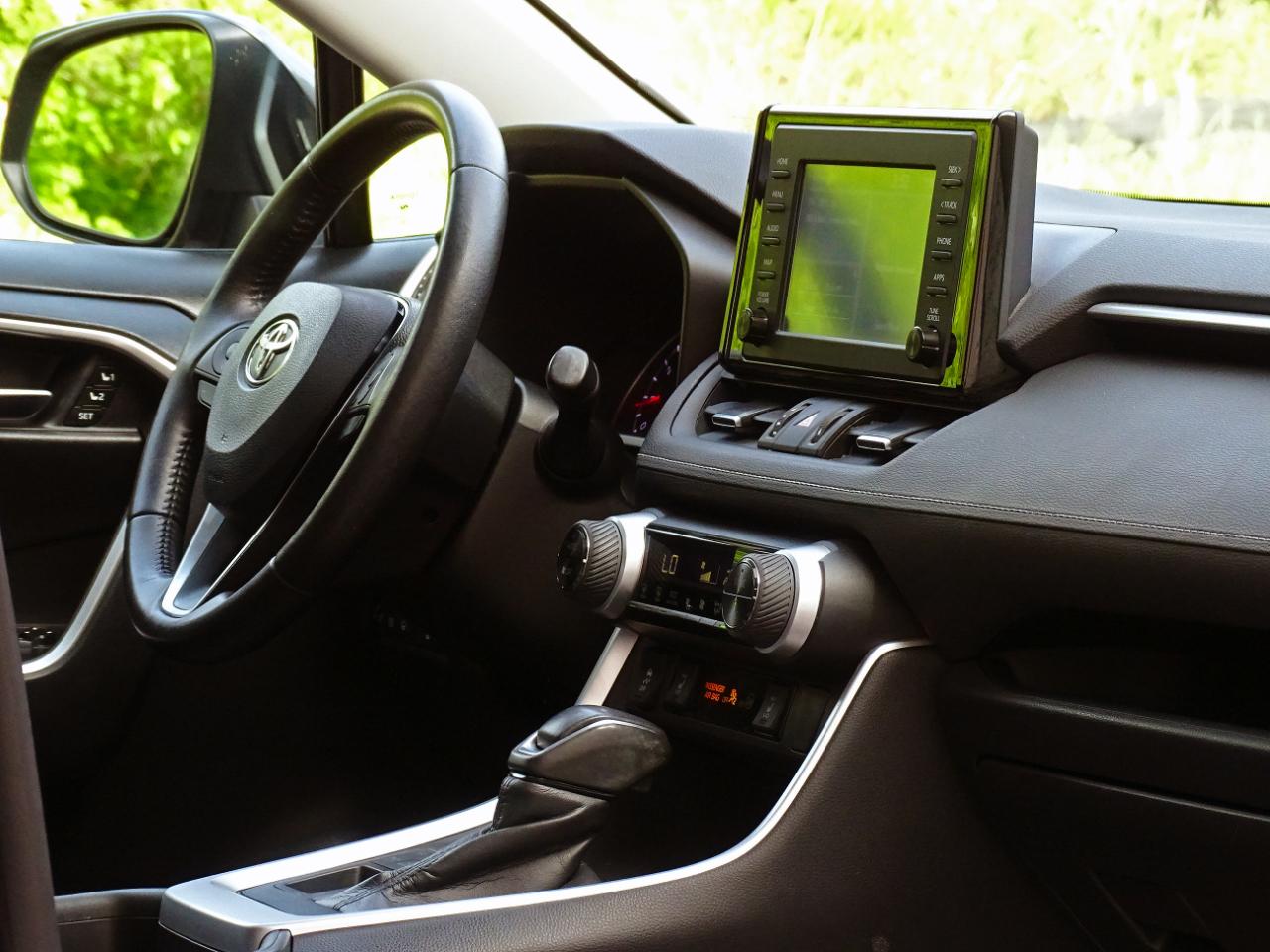 Toyota RAV4 XLE Premium AWD (Natl) 2019