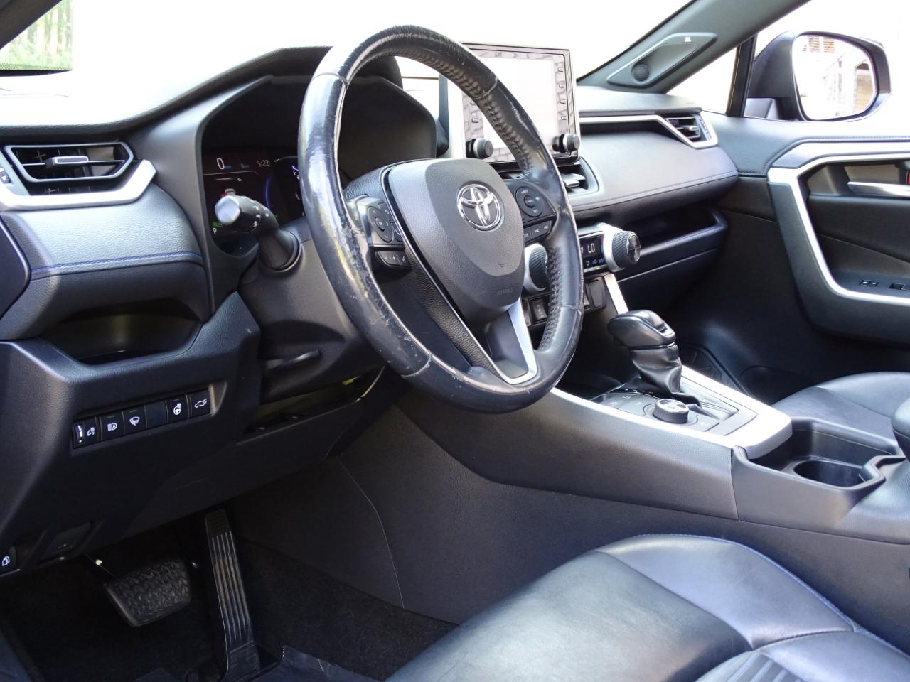 Toyota RAV4 Hybrid XSE AWD (Natl) 2019