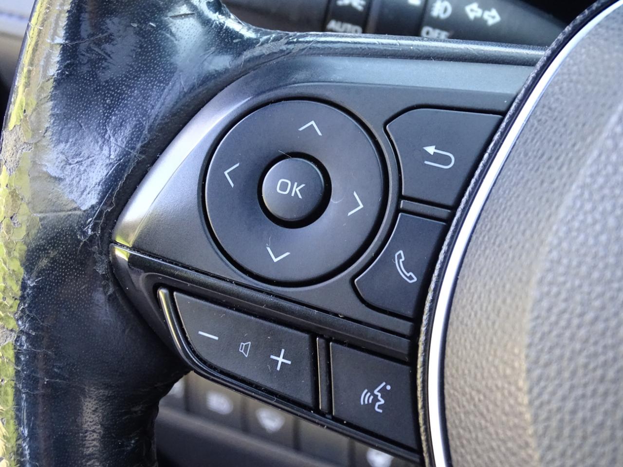 Toyota RAV4 Hybrid XSE AWD (Natl) 2019