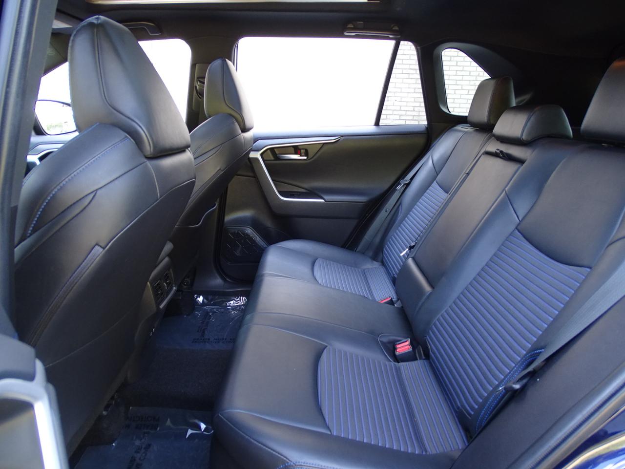 Toyota RAV4 Hybrid XSE AWD (Natl) 2019