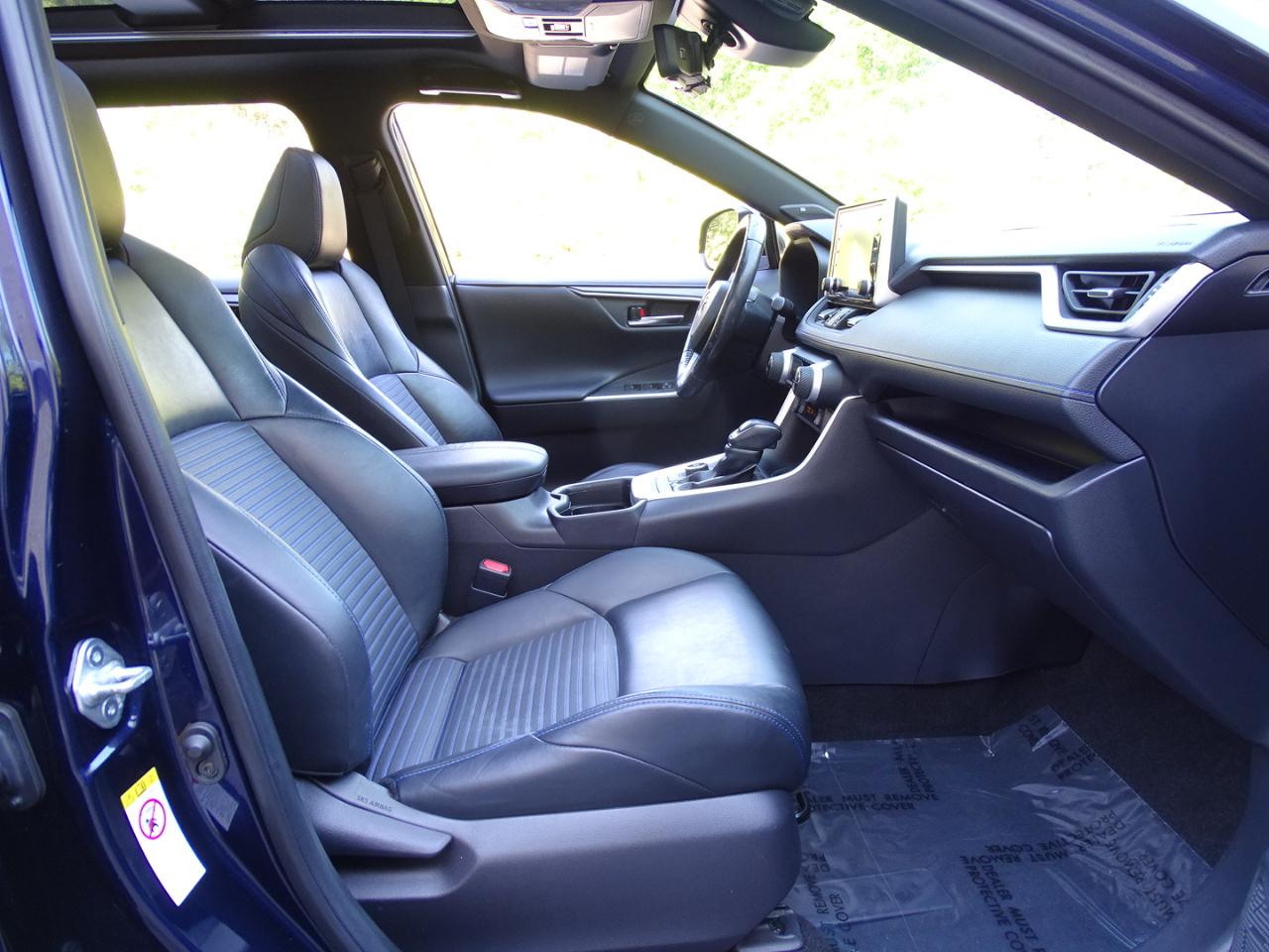 Toyota RAV4 Hybrid XSE AWD (Natl) 2019