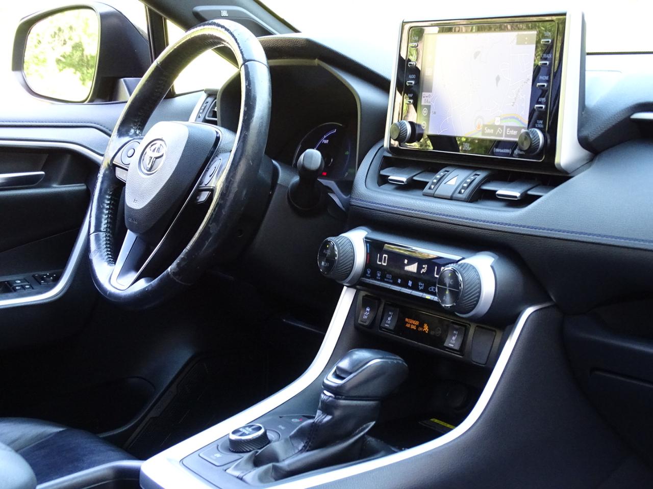 Toyota RAV4 Hybrid XSE AWD (Natl) 2019