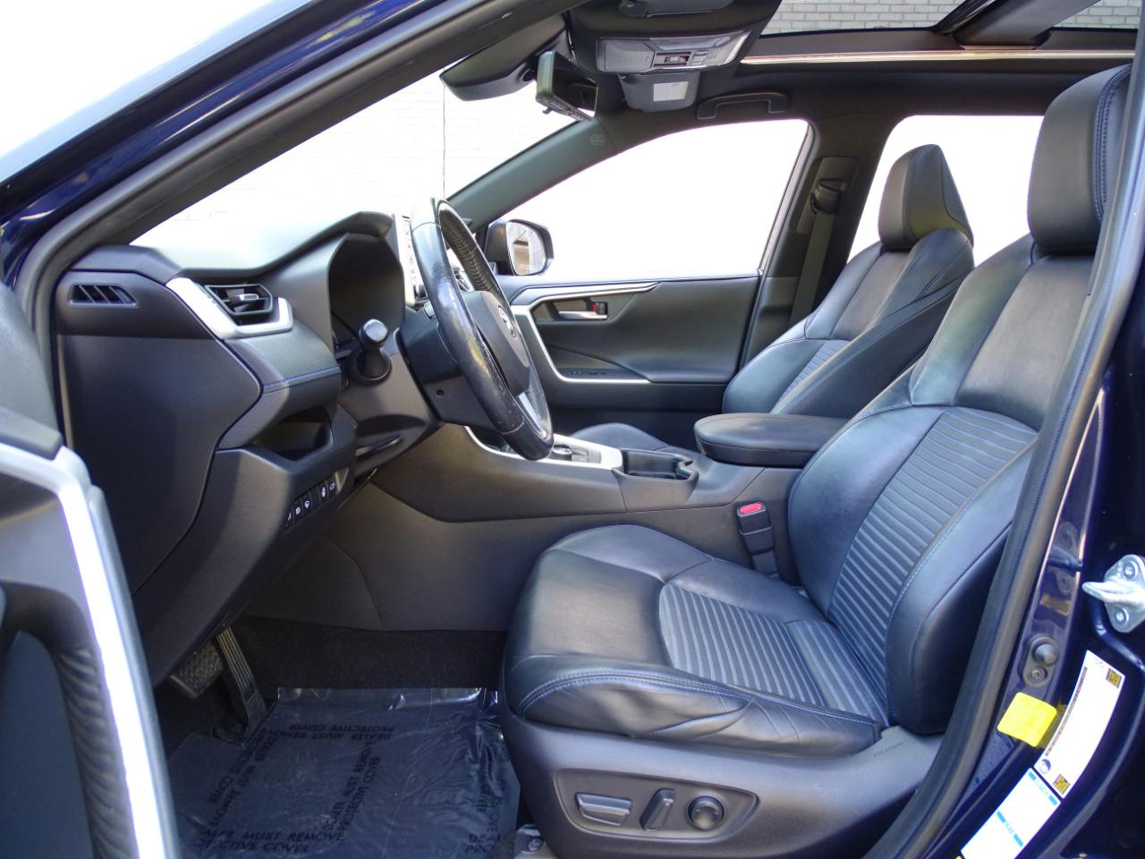 Toyota RAV4 Hybrid XSE AWD (Natl) 2019