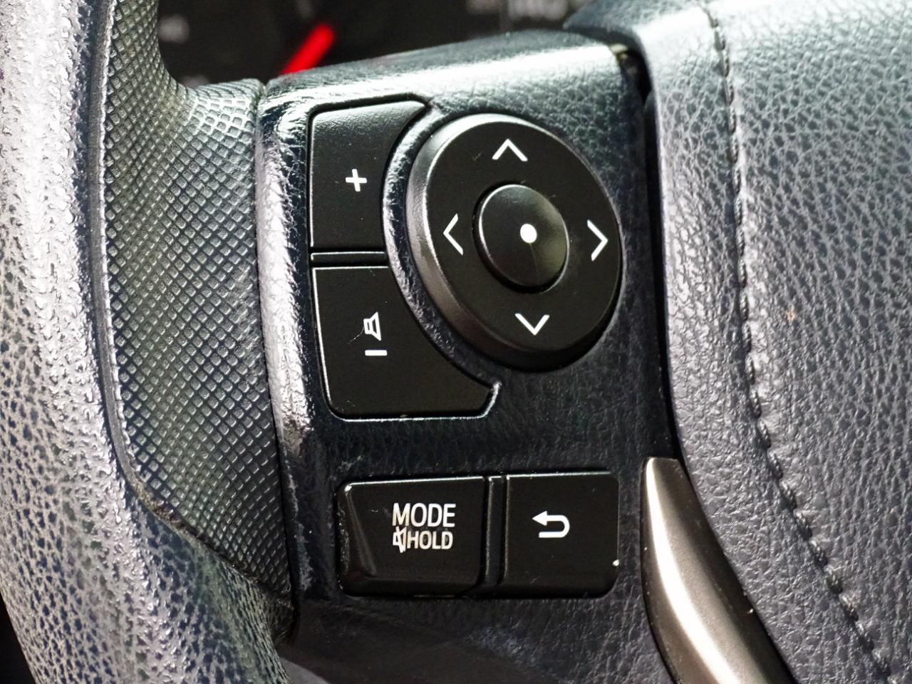 Toyota RAV4 FWD 4dr XLE (Natl) 2014