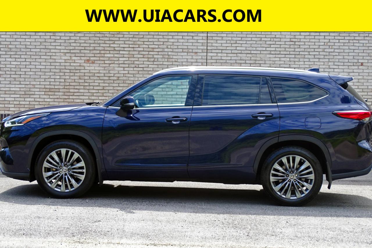 Toyota Highlander Platinum AWD (Natl) 2022