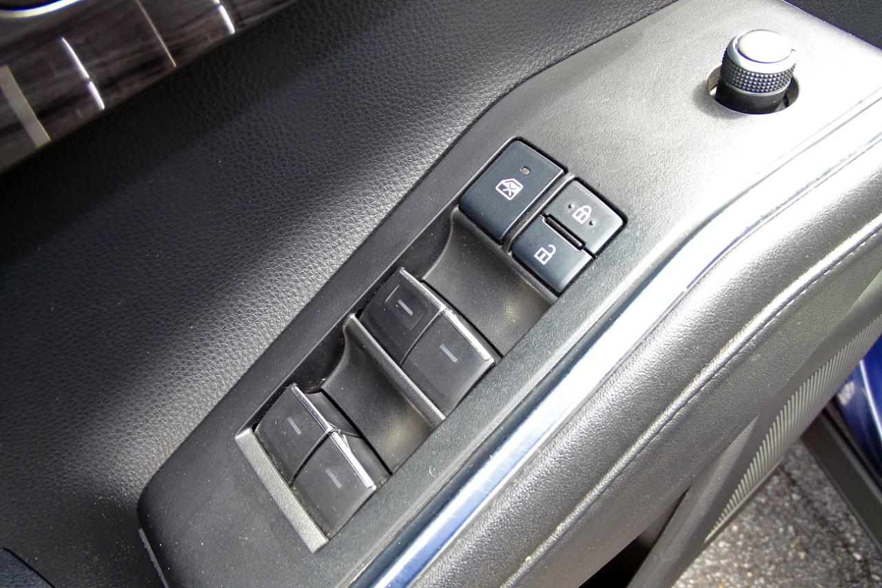 Toyota Highlander Platinum AWD (Natl) 2022