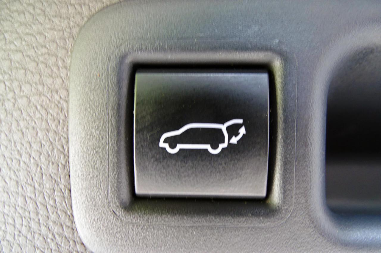 Toyota Highlander Platinum AWD (Natl) 2022