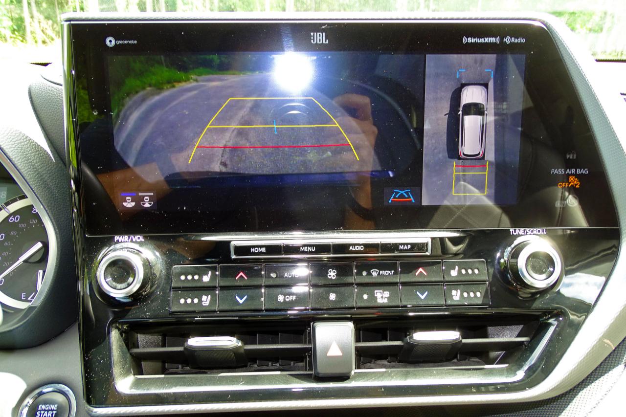 Toyota Highlander Platinum AWD (Natl) 2022