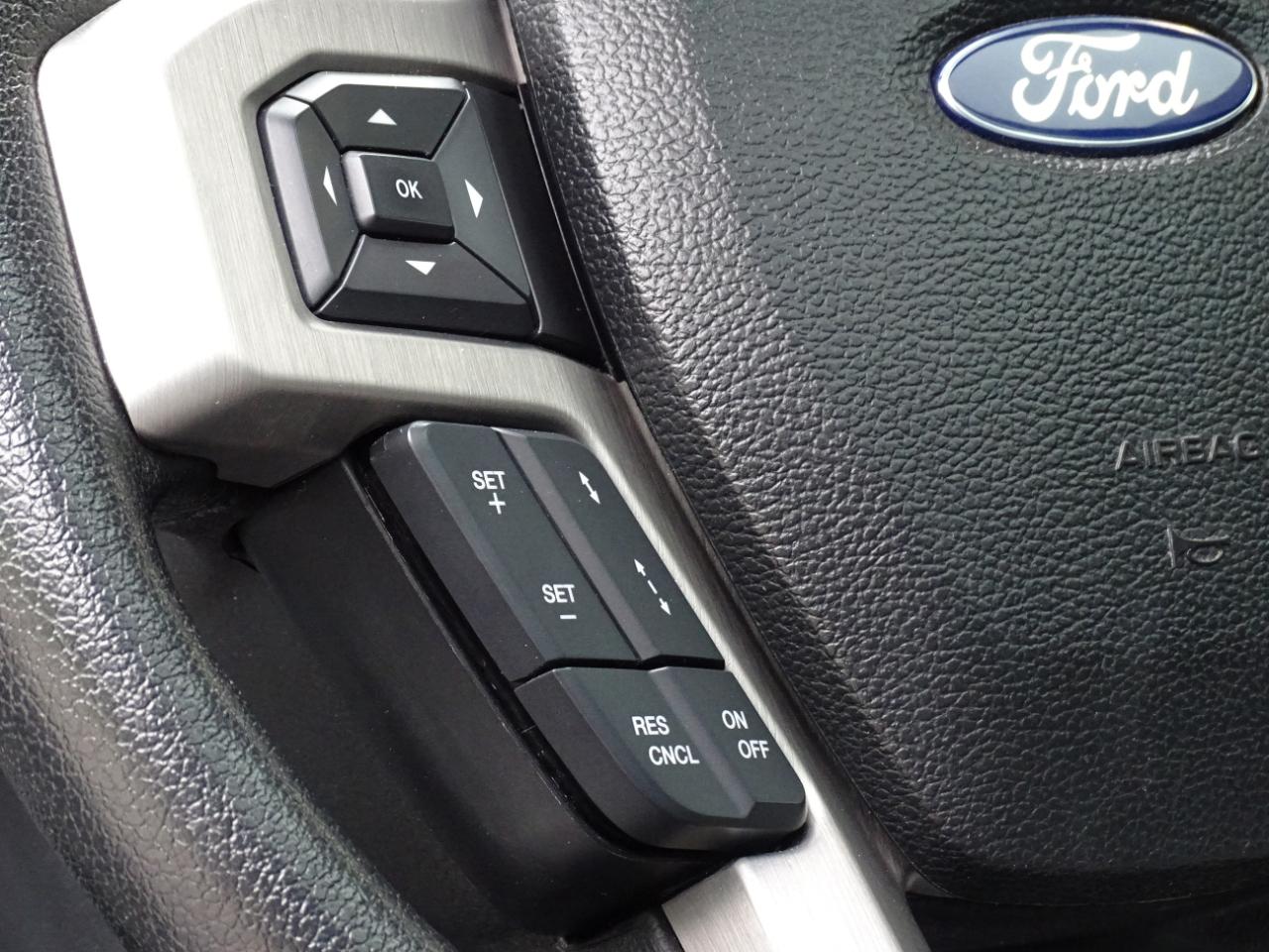 Ford F-150 4WD SuperCrew 145" Platinum 2015