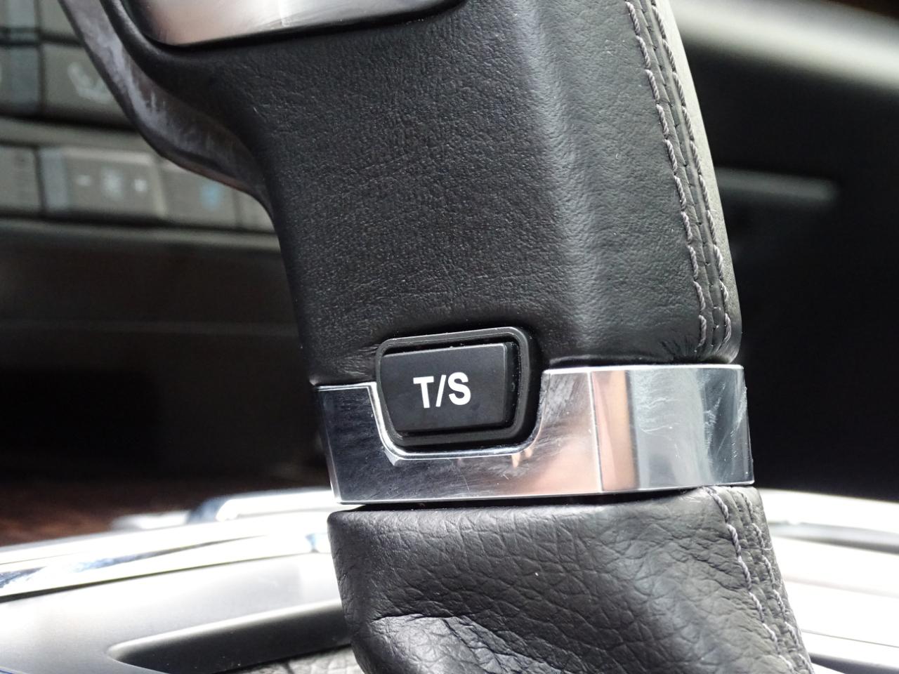 Ford F-150 4WD SuperCrew 145" Platinum 2015