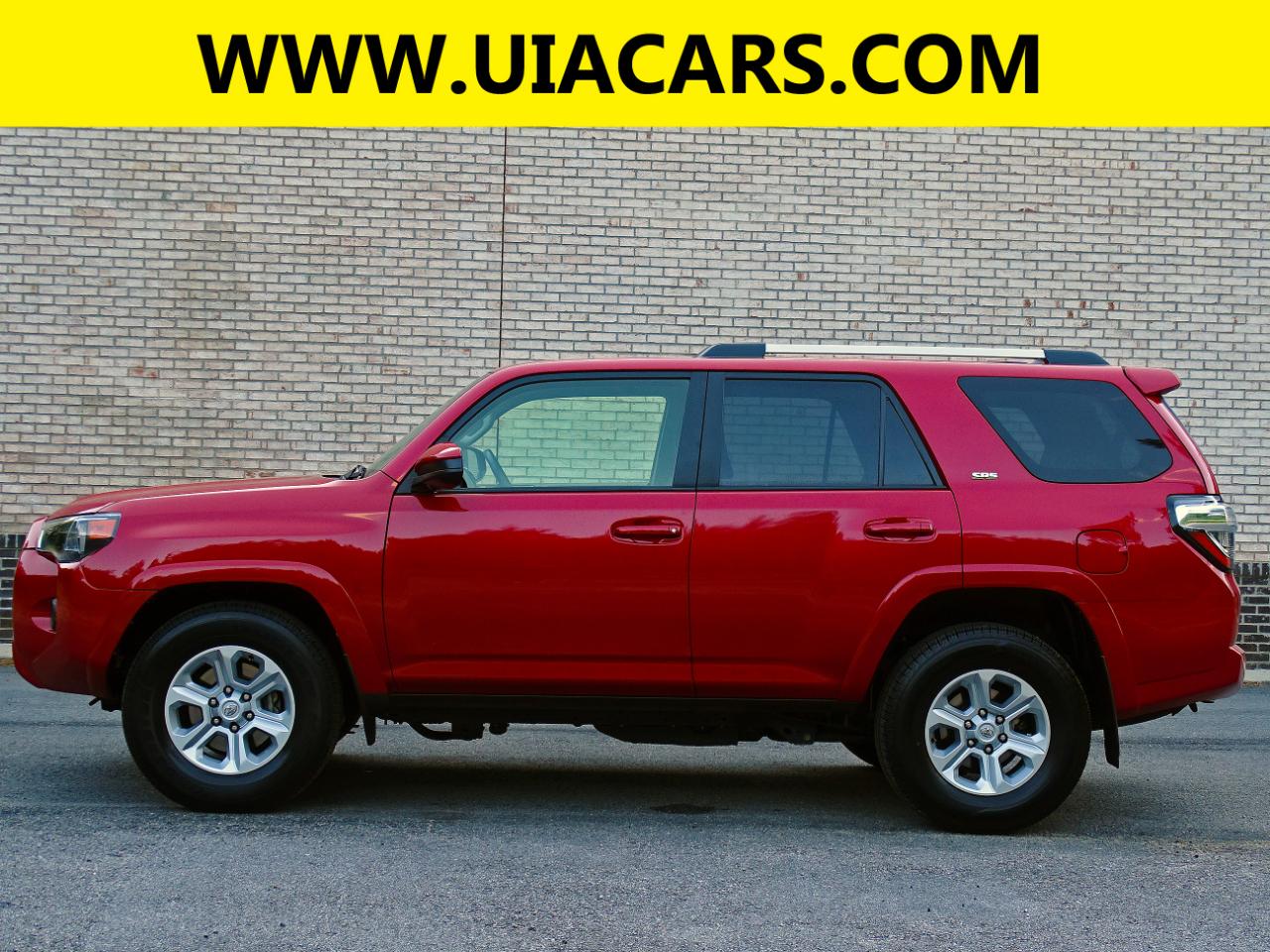 Toyota 4Runner SR5 2WD (Natl) 2024