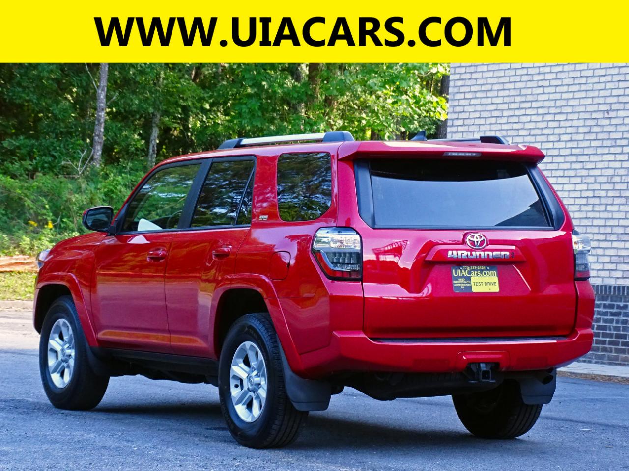 Toyota 4Runner SR5 2WD (Natl) 2024