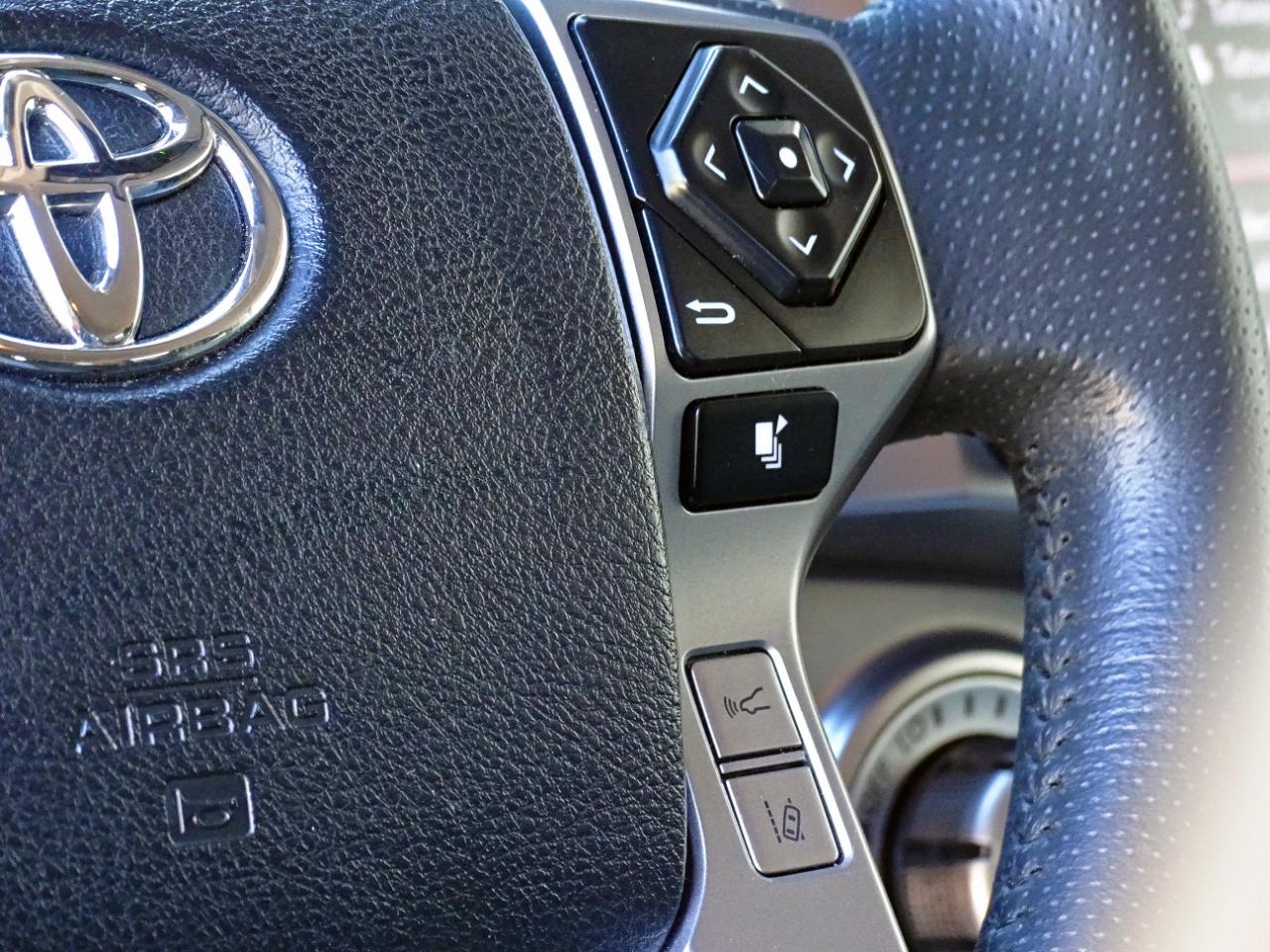Toyota 4Runner SR5 2WD (Natl) 2024