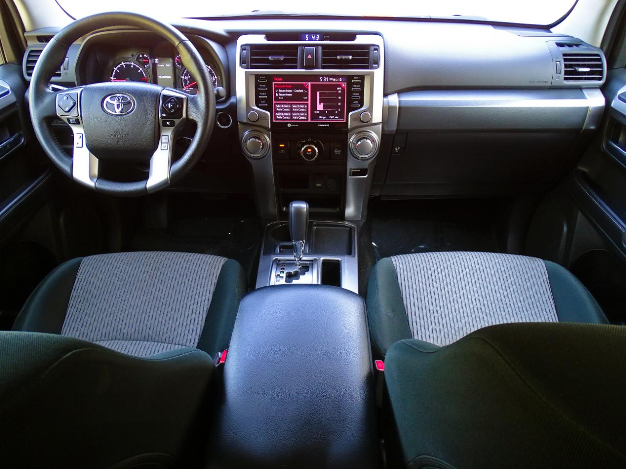 Toyota 4Runner SR5 2WD (Natl) 2024