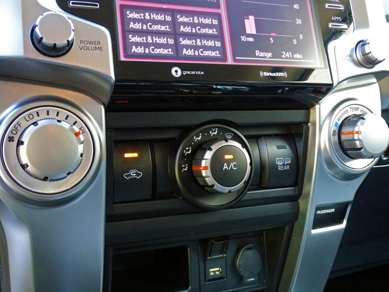 Toyota 4Runner SR5 2WD (Natl) 2024