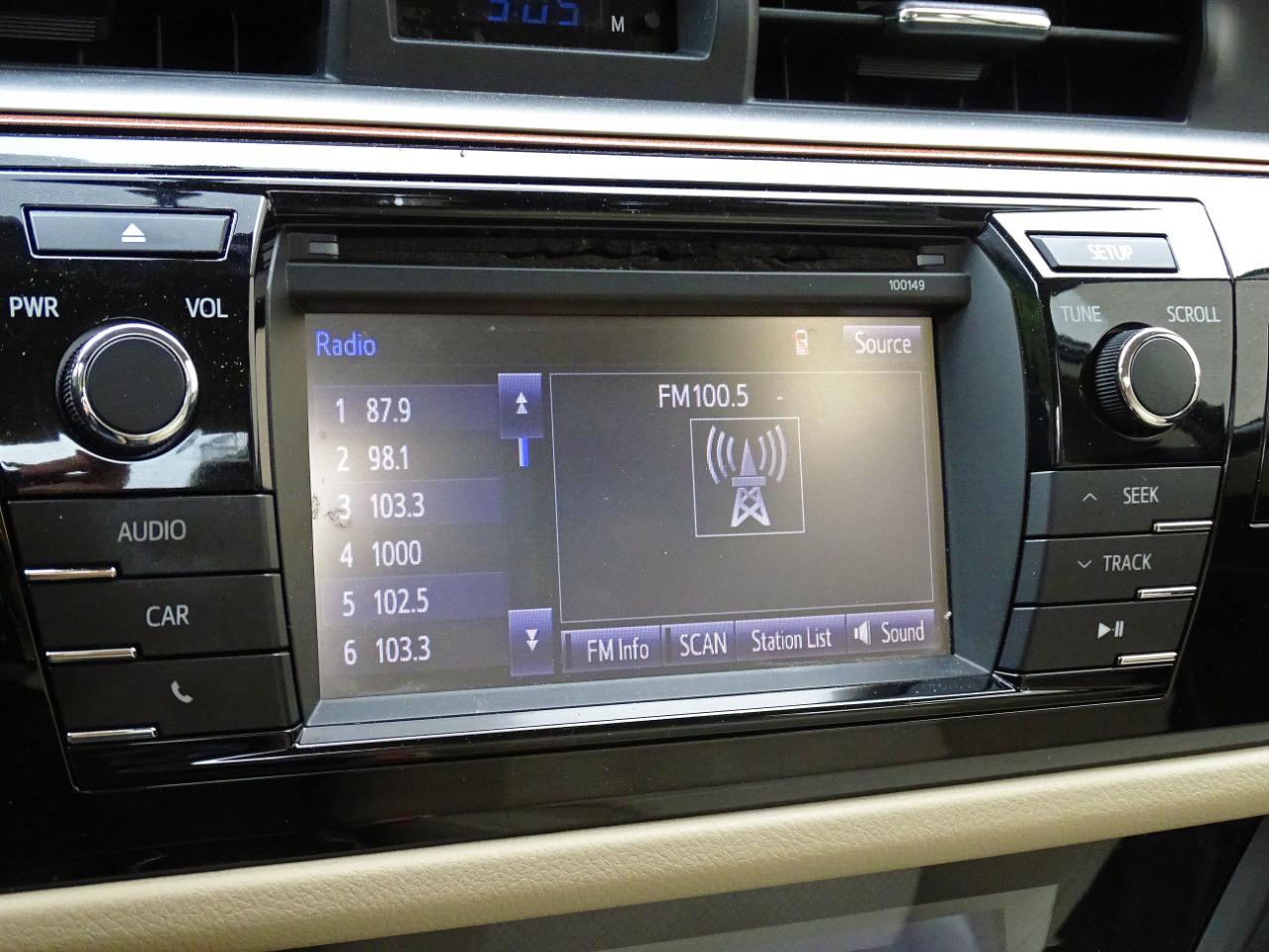 Toyota Corolla 4dr Sdn CVT LE (Natl) 2014