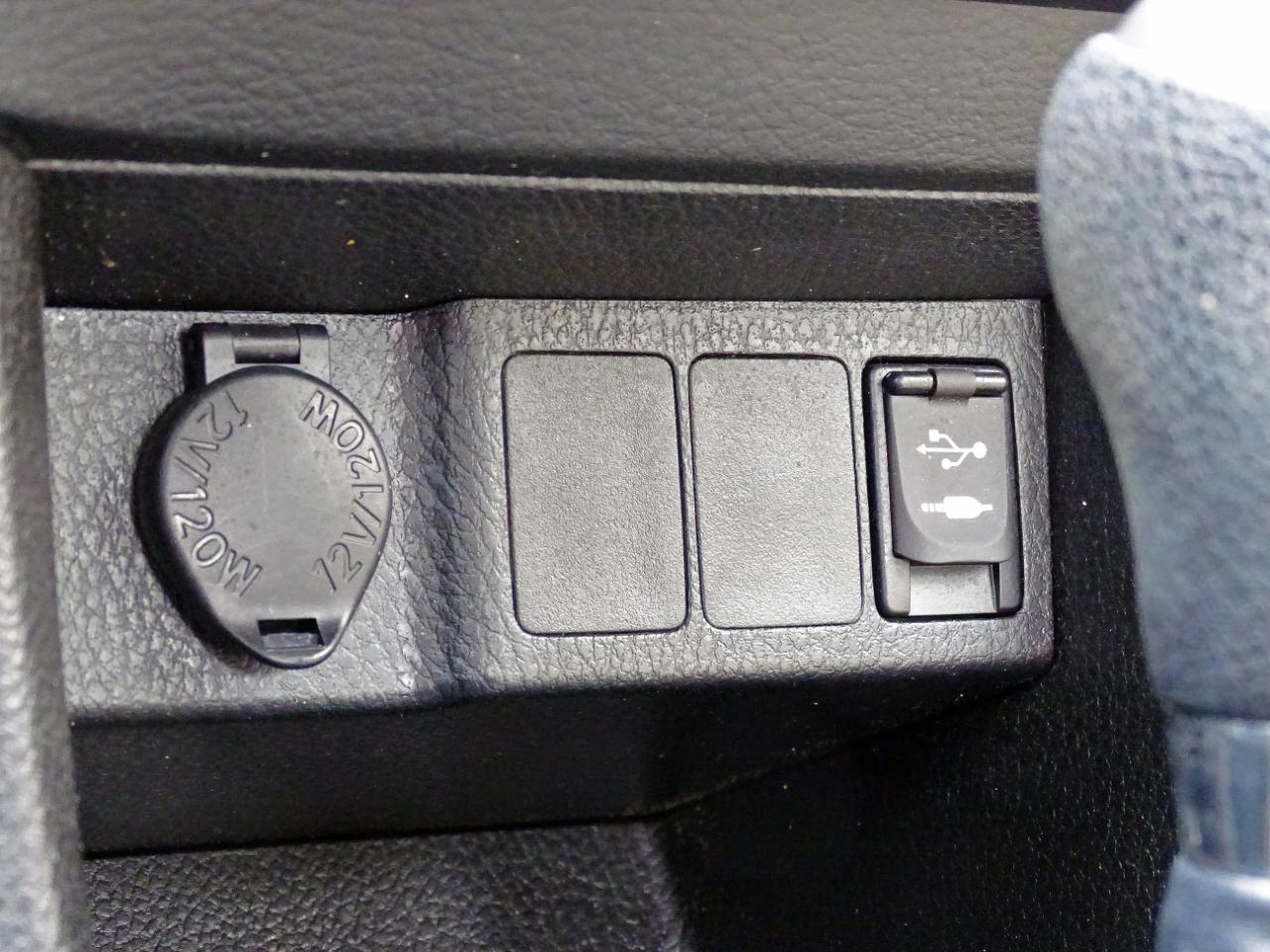 Toyota Corolla 4dr Sdn CVT LE (Natl) 2014