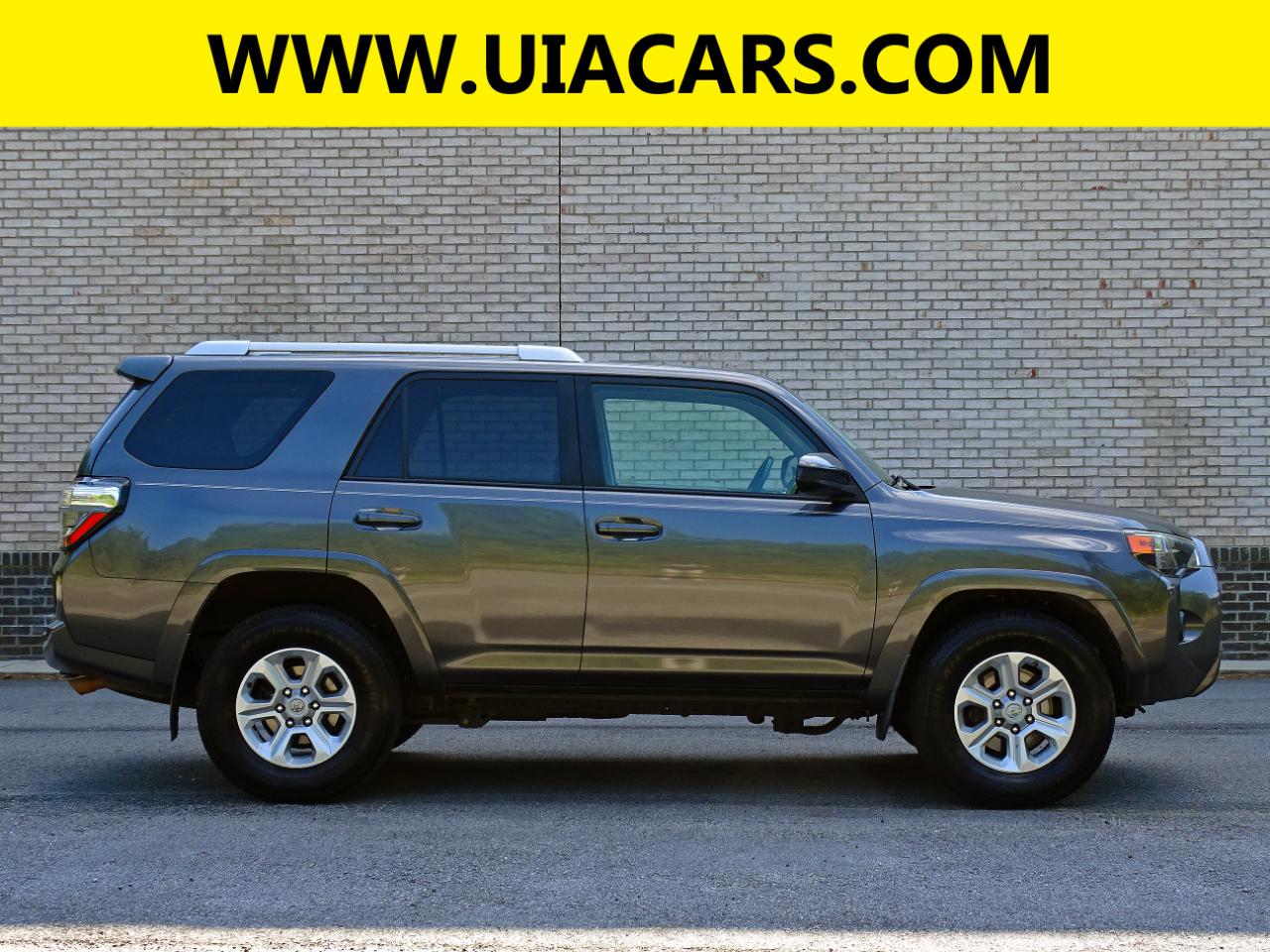 Toyota 4Runner RWD 4dr V6 SR5 (Natl) 2014