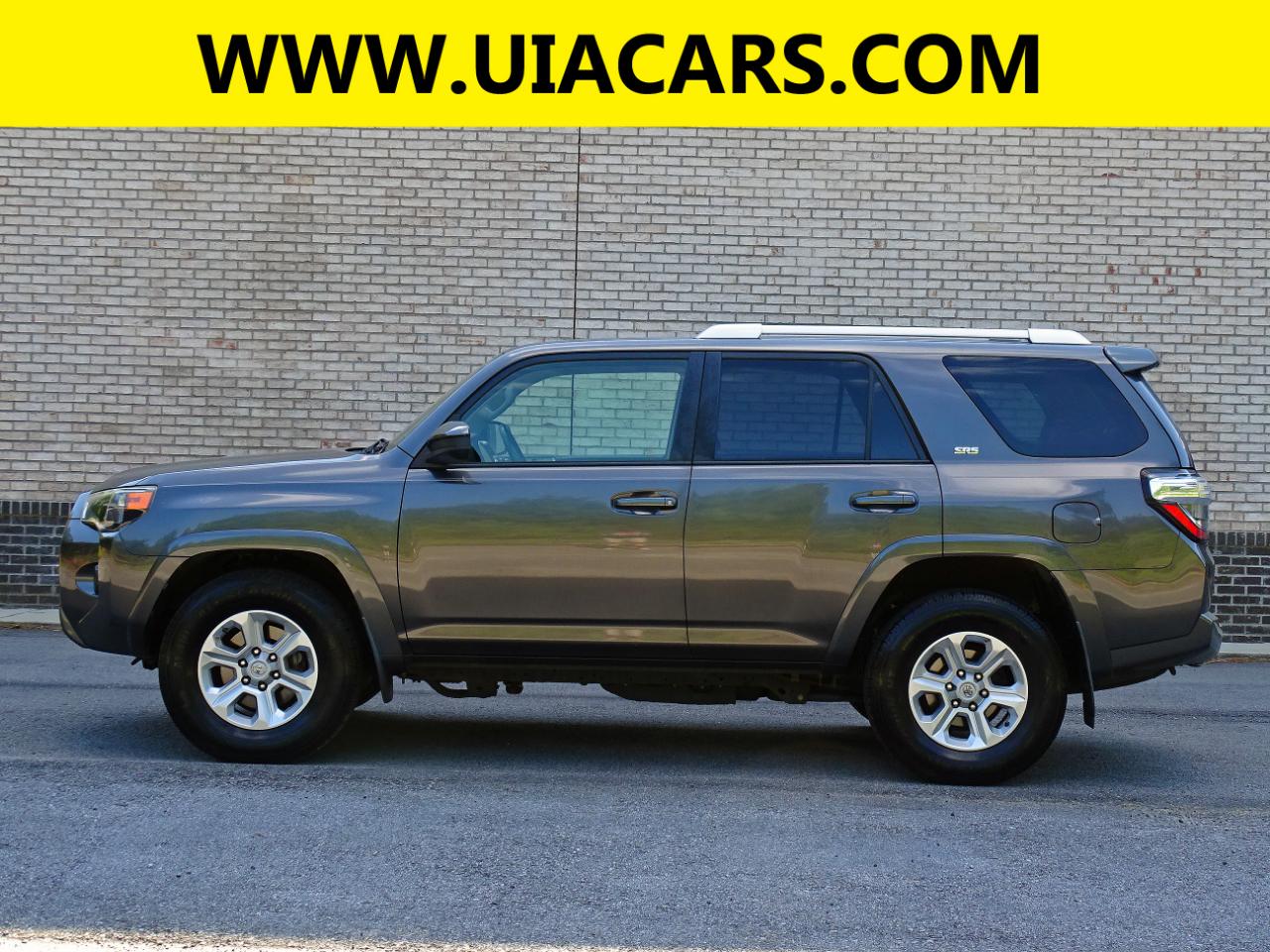 Toyota 4Runner RWD 4dr V6 SR5 (Natl) 2014