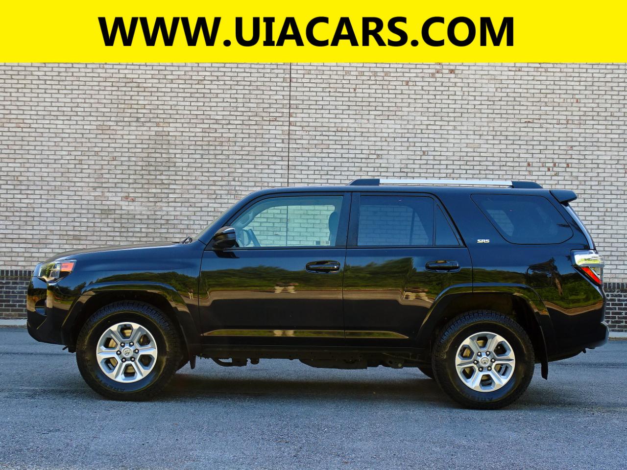 Toyota 4Runner SR5 2WD (Natl) 2024