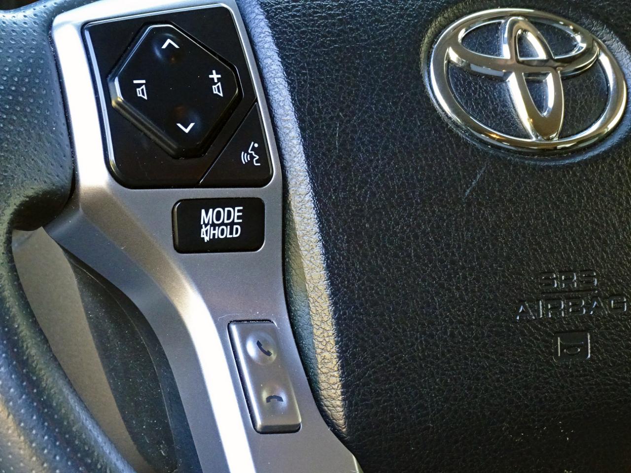 Toyota 4Runner SR5 2WD (Natl) 2024