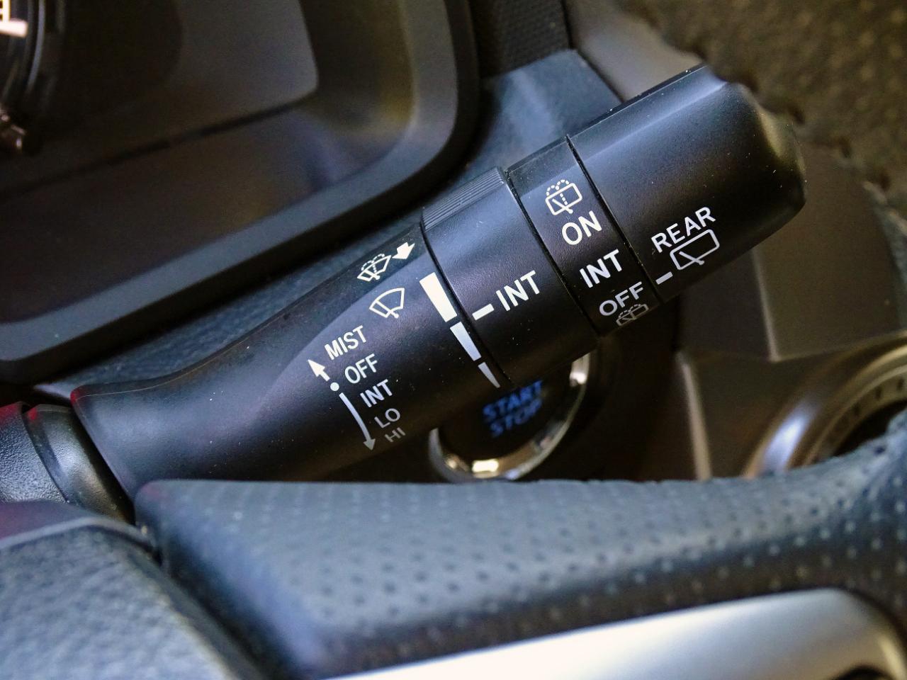 Toyota 4Runner SR5 2WD (Natl) 2024