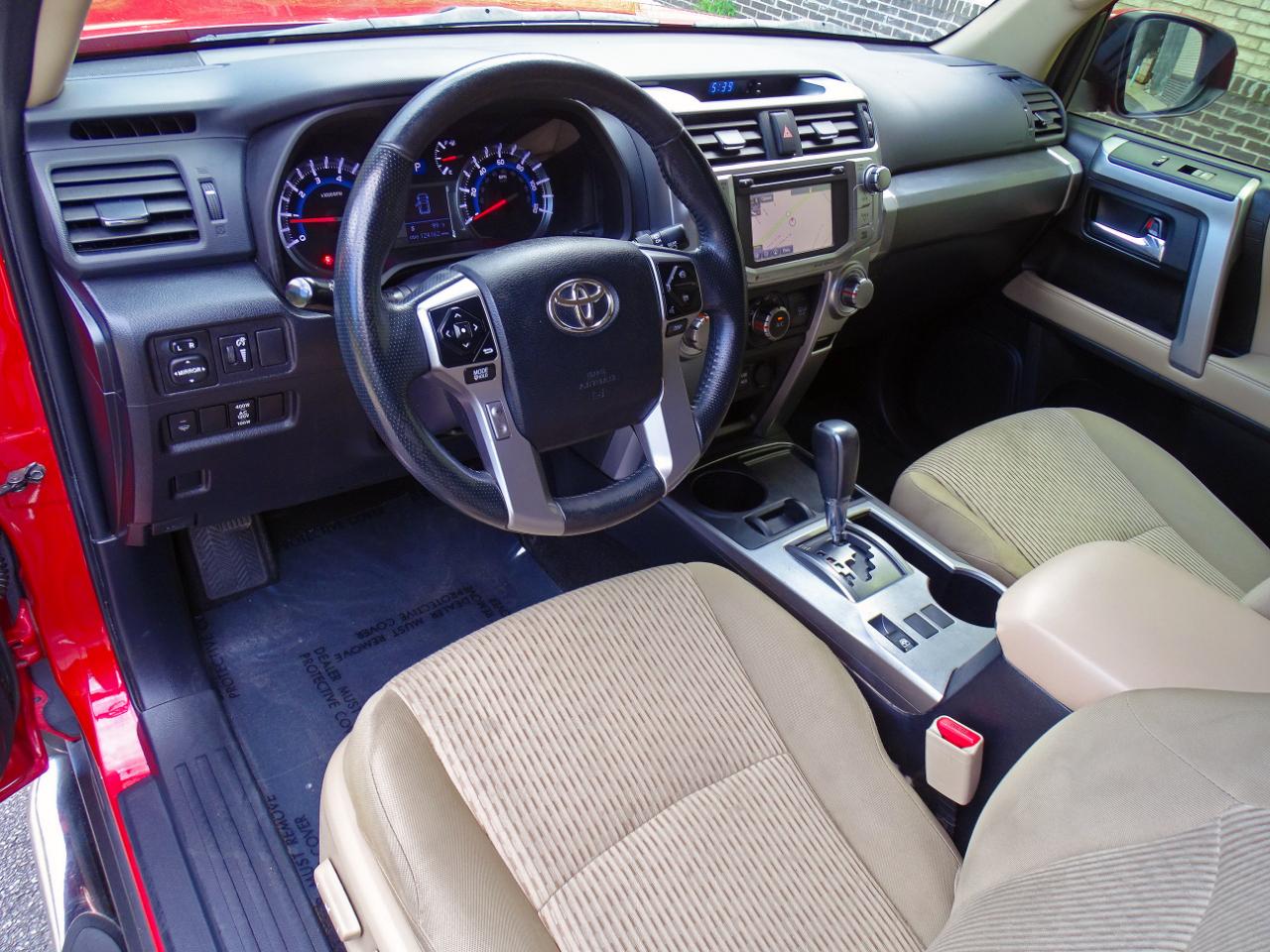 Toyota 4Runner SR5 2018
