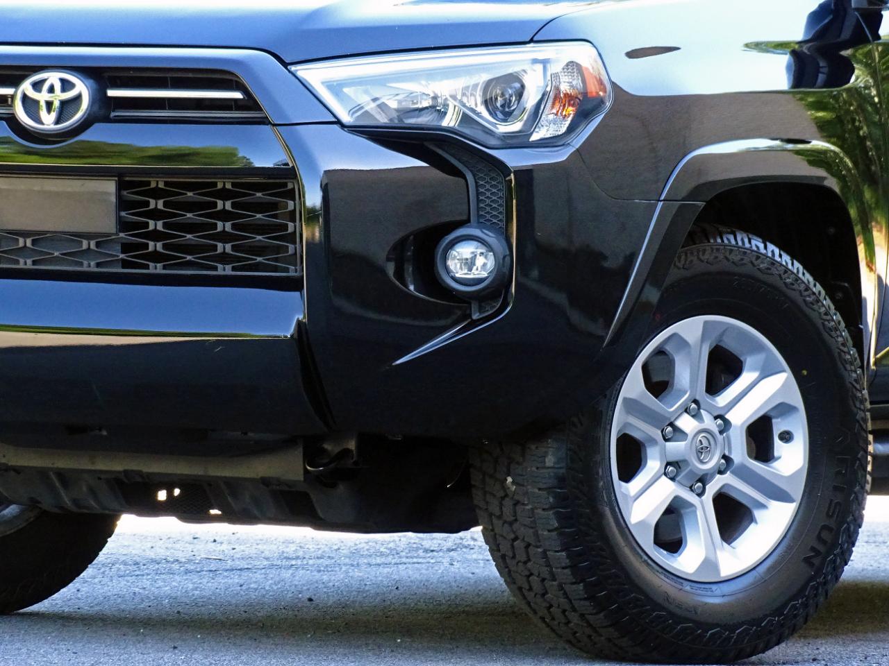 Toyota 4Runner SR5 Premium 2WD (Natl) 2023