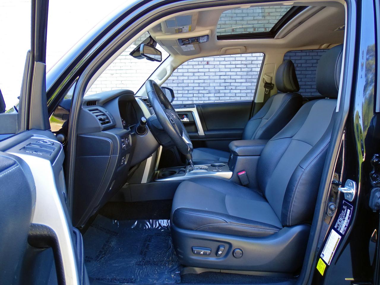 Toyota 4Runner SR5 Premium 2WD (Natl) 2023