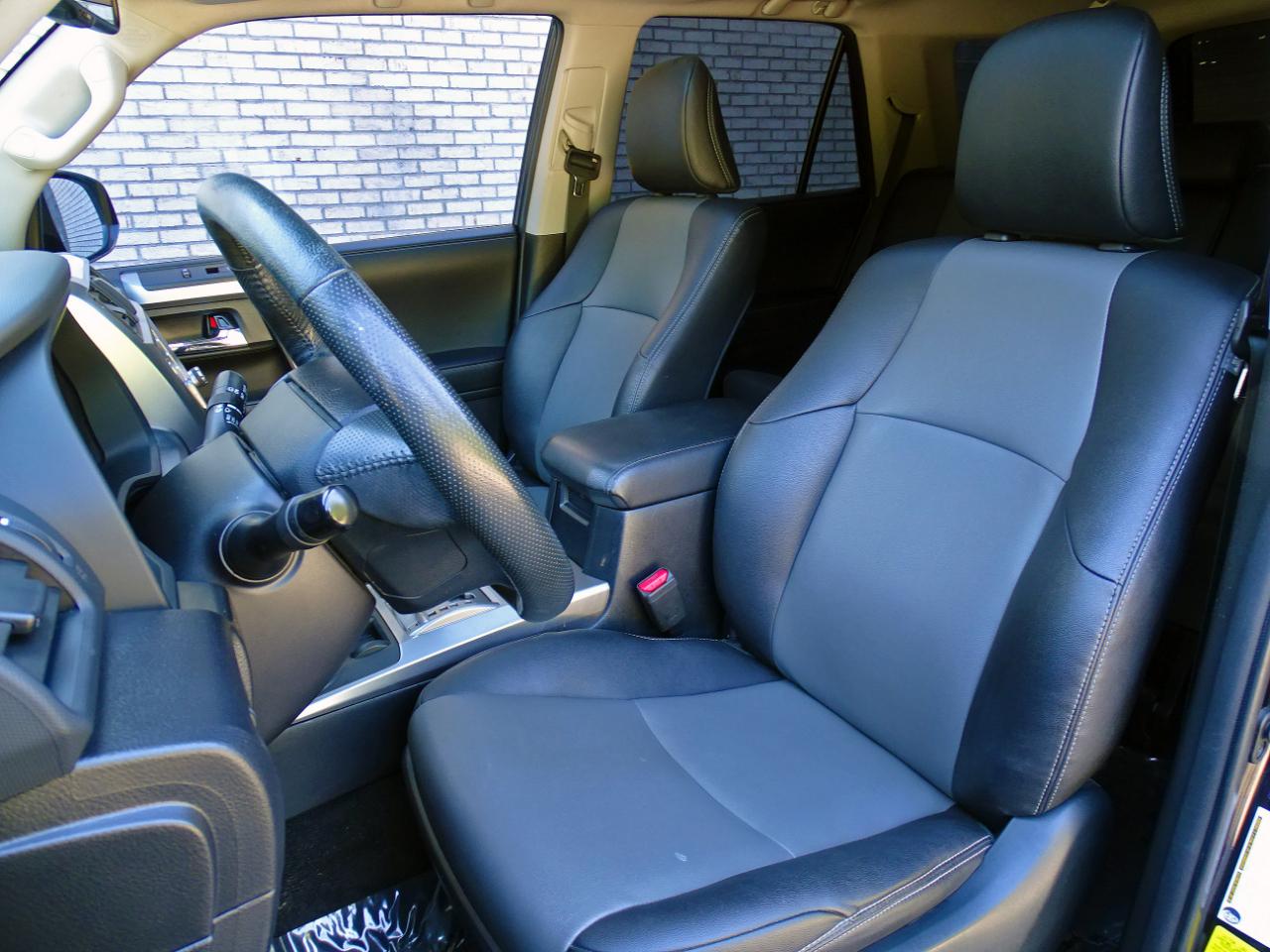 Toyota 4Runner SR5 Premium 2WD (Natl) 2023