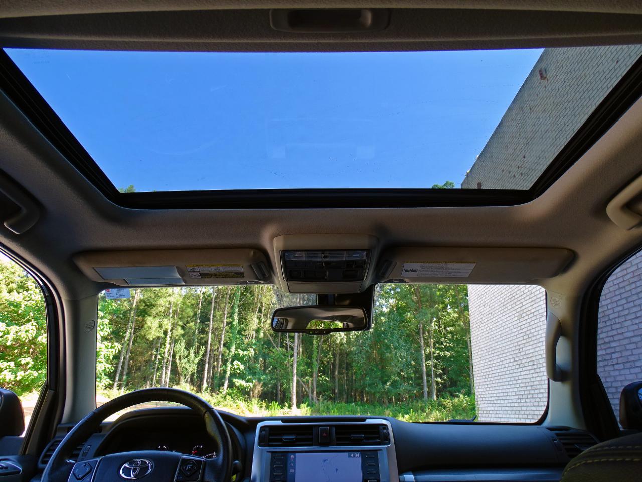 Toyota 4Runner SR5 Premium 2WD (Natl) 2023
