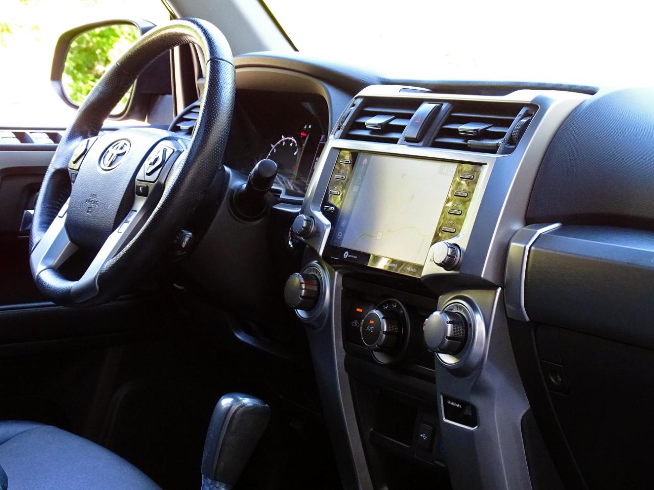 Toyota 4Runner SR5 Premium 2WD (Natl) 2023