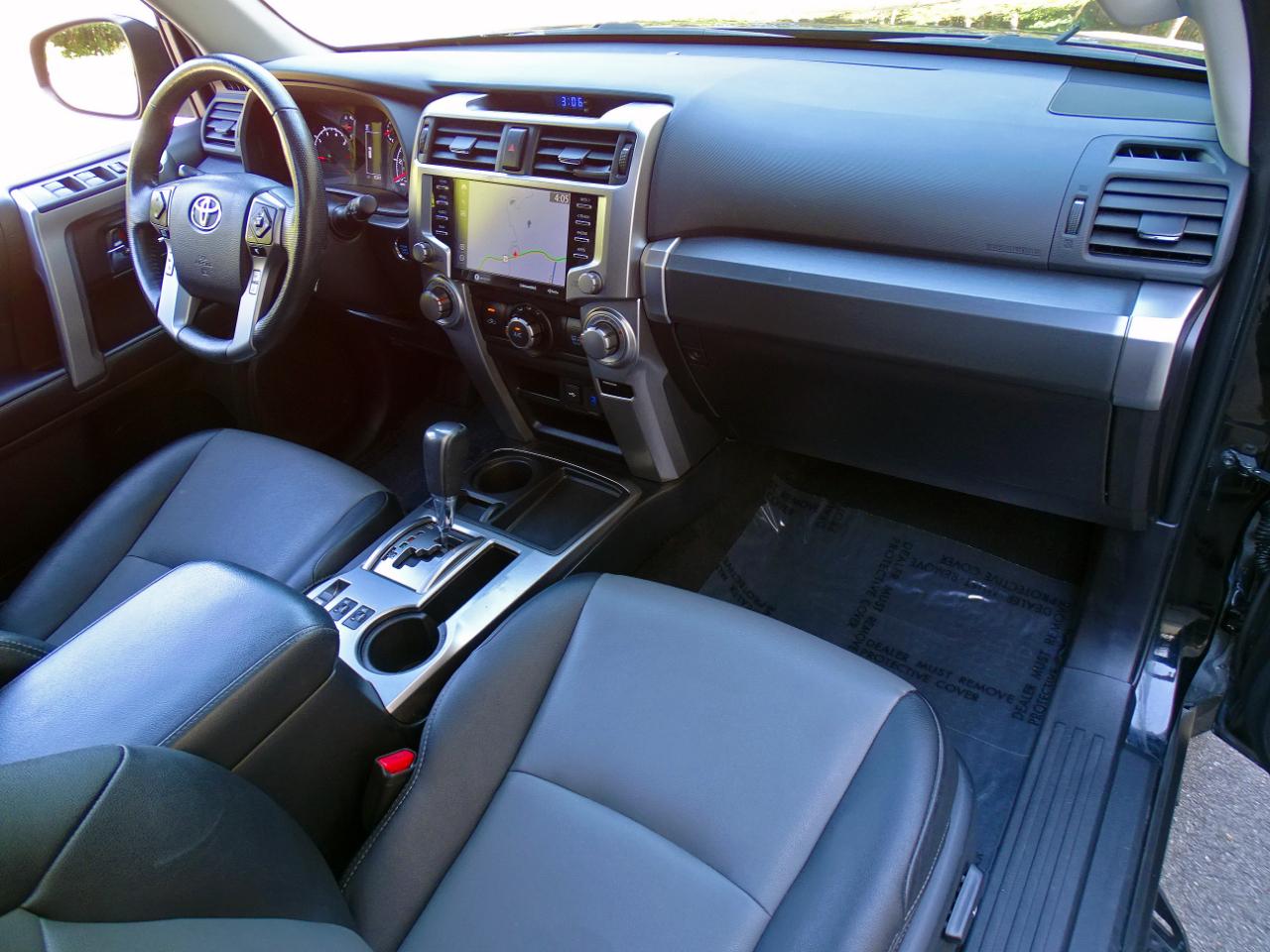 Toyota 4Runner SR5 Premium 2WD (Natl) 2023