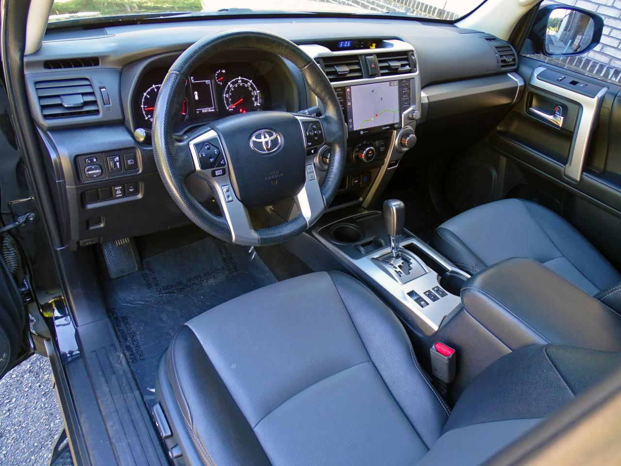 Toyota 4Runner SR5 Premium 2WD (Natl) 2023