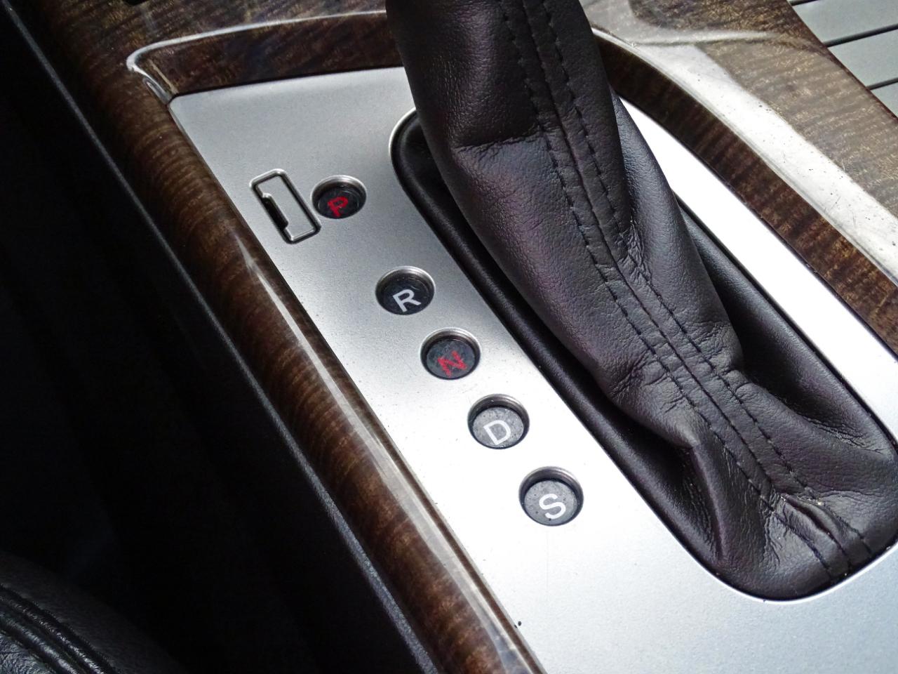 Acura MDX AWD 4dr 2011