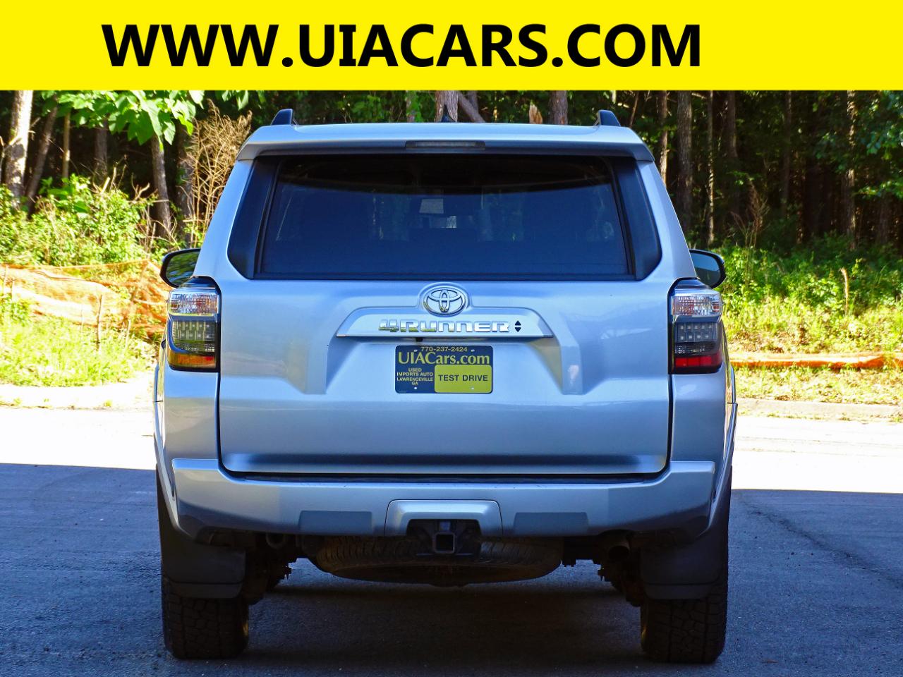 Toyota 4Runner SR5 2WD (Natl) 2024