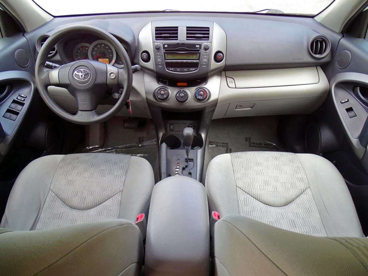Toyota RAV4 4WD 4dr V6 5-Spd AT (Natl) 2010