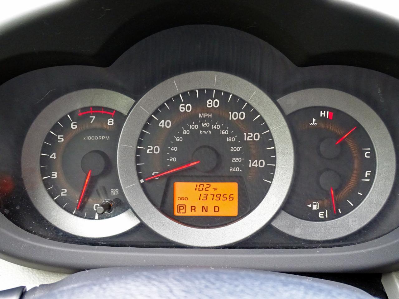 Toyota RAV4 4WD 4dr V6 5-Spd AT (Natl) 2010
