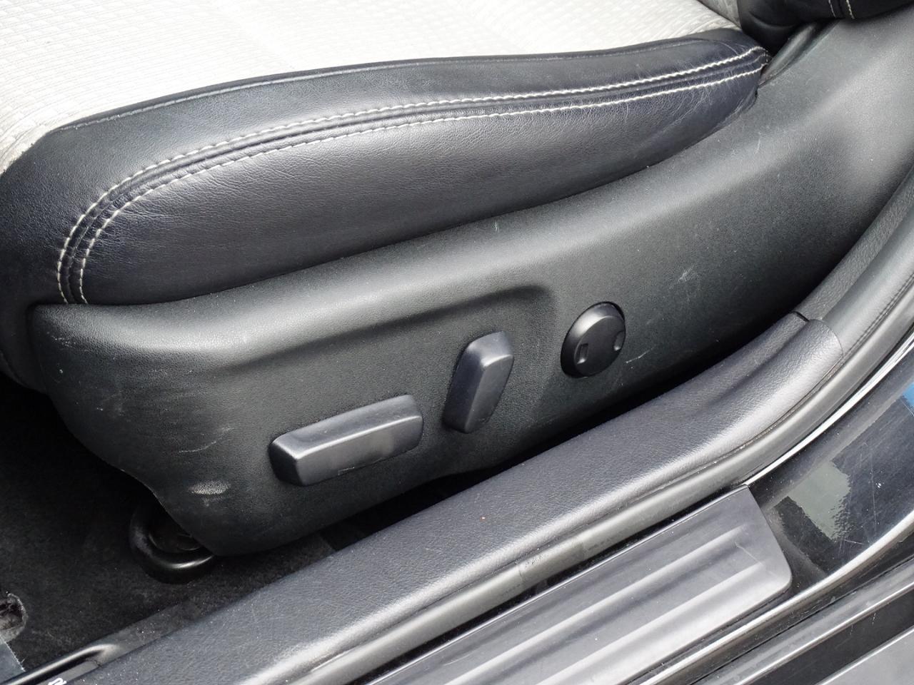 Toyota Camry 4dr Sdn I4 Auto SE Sport Limited Edition (Natl) 2012