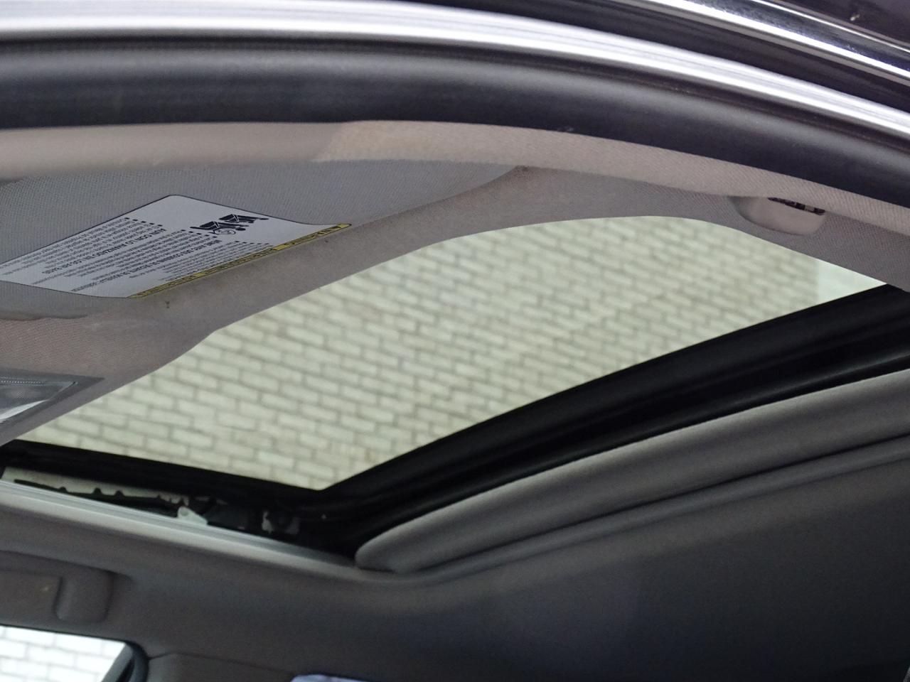 Toyota Camry 4dr Sdn I4 Auto SE Sport Limited Edition (Natl) 2012